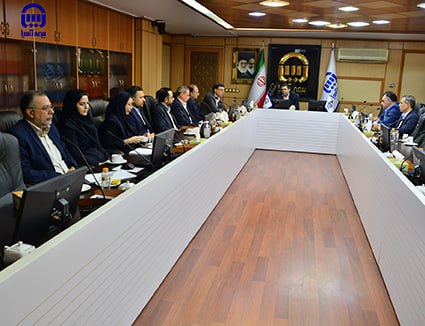 مدیرعامل بیمه آسیا در نشست برخط با معاونین مالی شعب سراسر کشور: