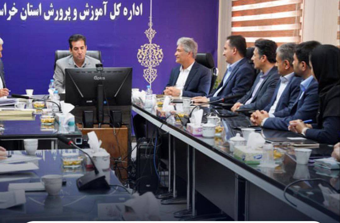 📌دیدار معاون مدیرعامل بیمه معلم با مدیرکل آموزش و پرورش خراسان شمالی