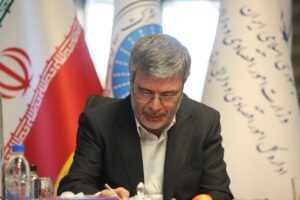 📌هفته وحدت یادآور حقیقتی بزرگ است؛ حقیقتی که بر محور رسالت پیامبر عظیم‌الشأن اسلام، حضرت محمد مصطفی (ص)، معنا می‌یابد و جوهره آن چیزی جز همبستگی، برادری و همدلی میان مسلمانان و همه انسان‌ها نیست. 