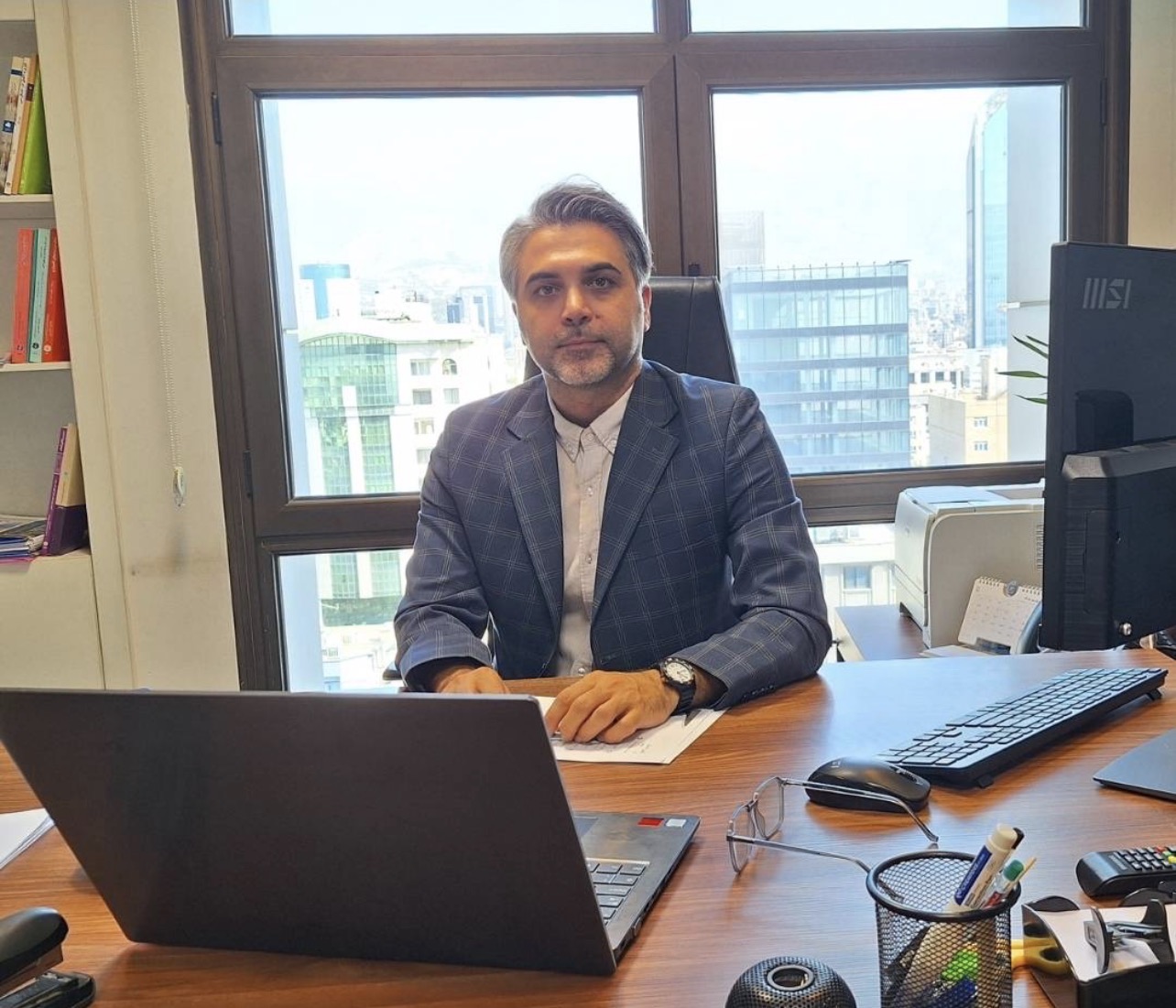 گفت‌وگوی تخصصی با دکتر فریدون جیواد، مدیر بازرسی، حسابرسی داخلی و تطبیق مقررات بیمه رازی